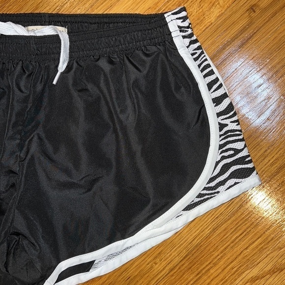 Women’s Athletic Shorts - Picture 3 of 7